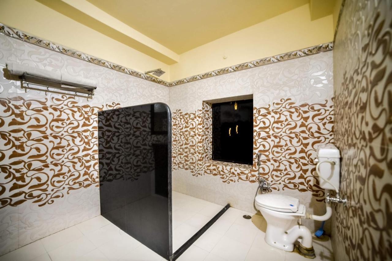 Mud Mirror Guesthouse جيلسامر المظهر الخارجي الصورة